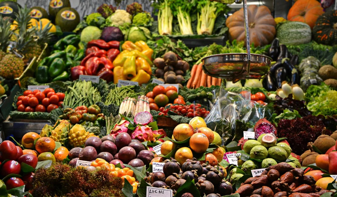 Fruits and vegetables for digestion